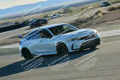 media/Dec-13-2025-Extreme Speed (Sat) [[d129ecb0b9]]/Beginner/Session 3 (Turn 5)/